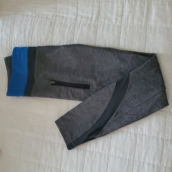 Lululemon Blue/Gray Cropped Leggings - Picture 1 of 7